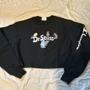 Champion Reverse Weave cropped sweatshirt in black.